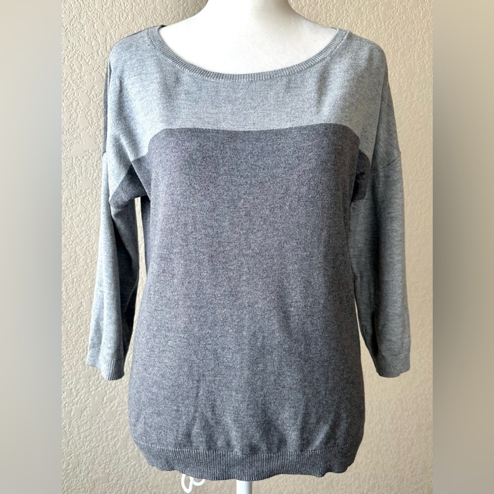 Banana Republic Gray Crew Neck Sweater Versatile Knit